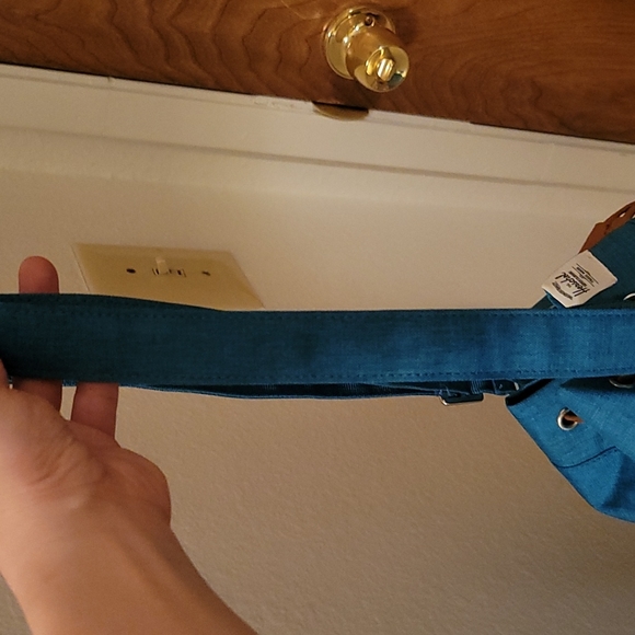 Herschel bucket bag - Picture 4 of 6